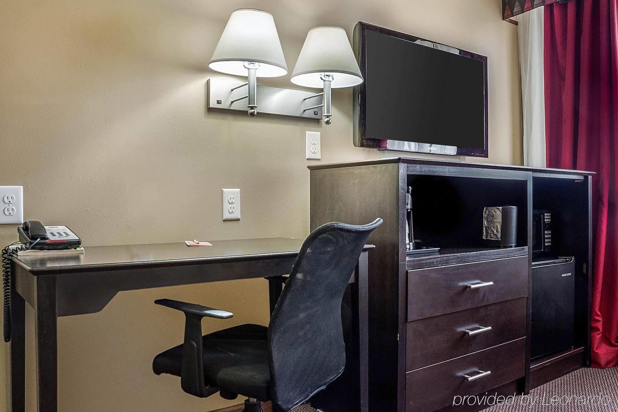 Econo Lodge Jamestown Zewnętrze zdjęcie
