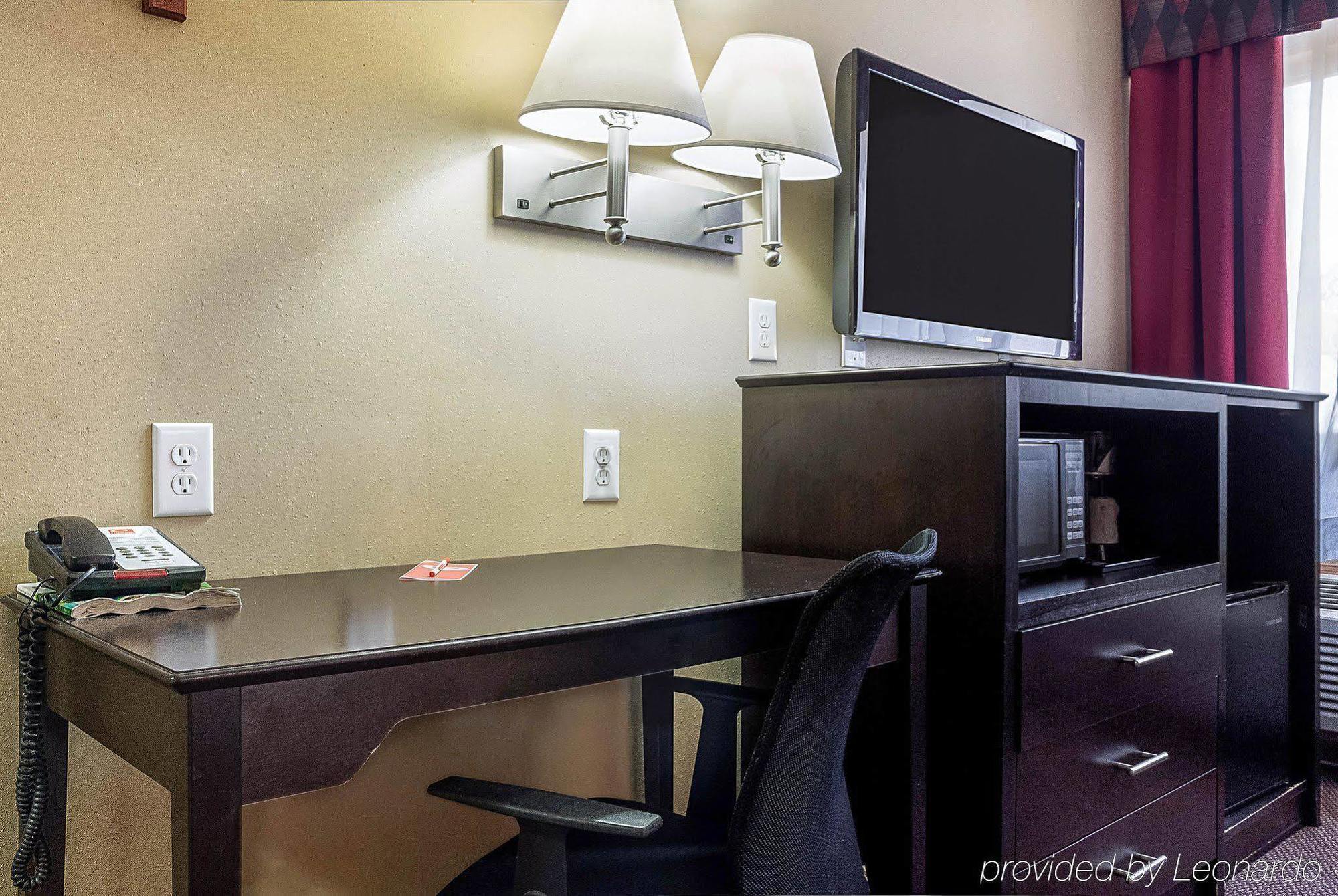 Econo Lodge Jamestown Zewnętrze zdjęcie